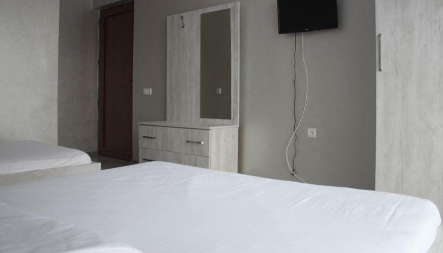 Rio Gonio Hotel ภายนอก รูปภาพ